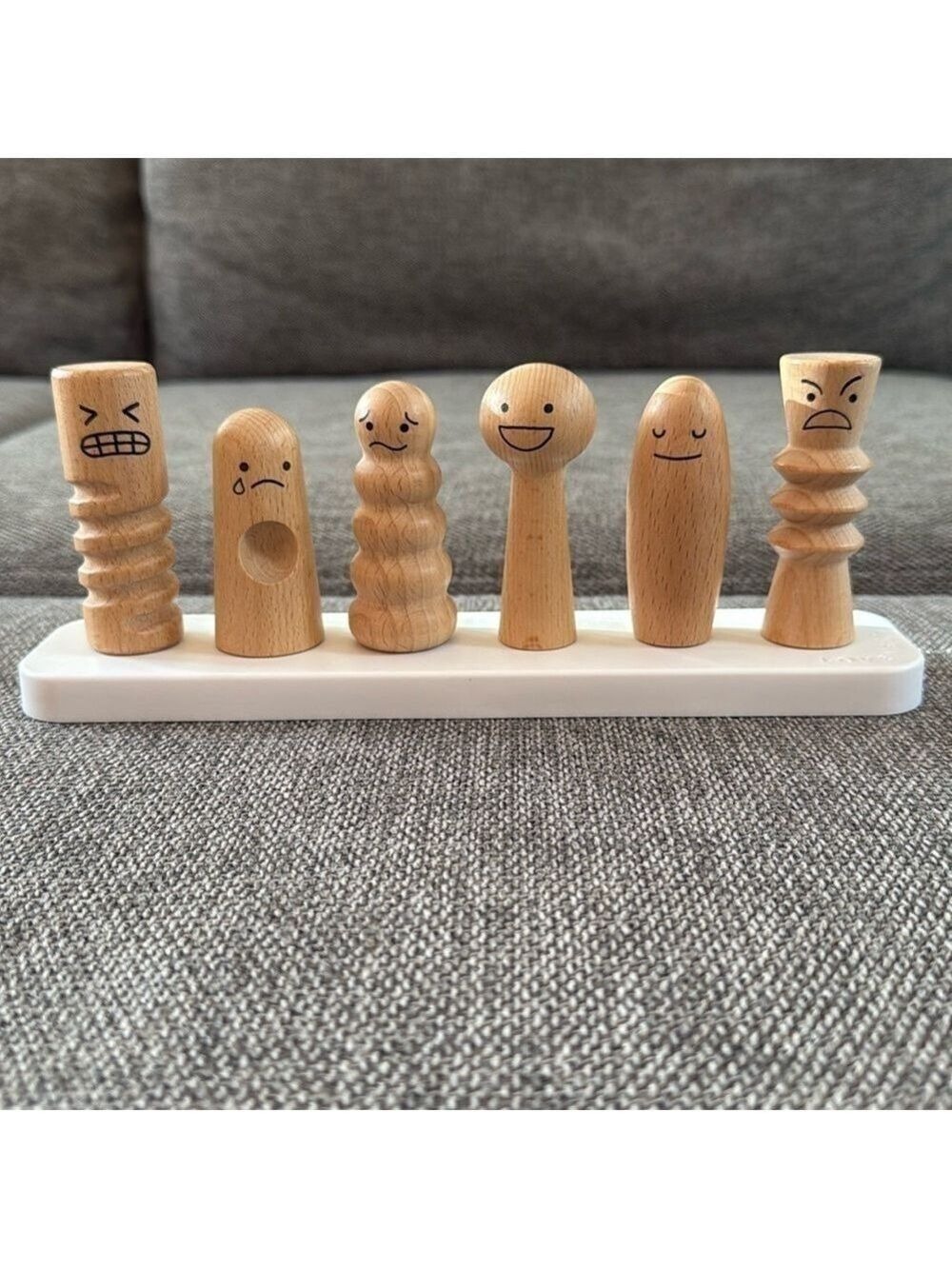 LOVEVERY Wooden Emotion People Peg Dolls with Stand